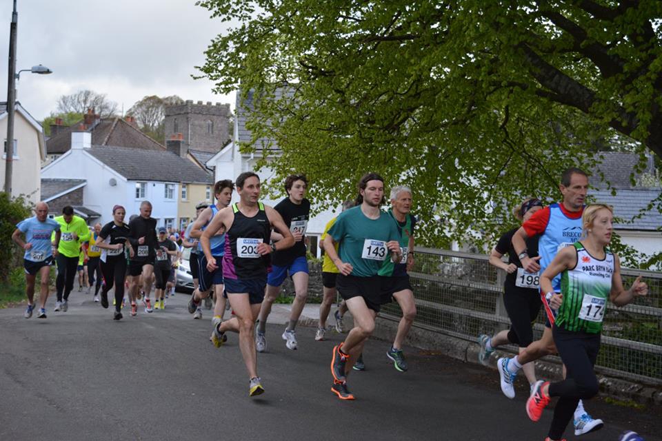 Llanfrynach 3 Mile Race 2015