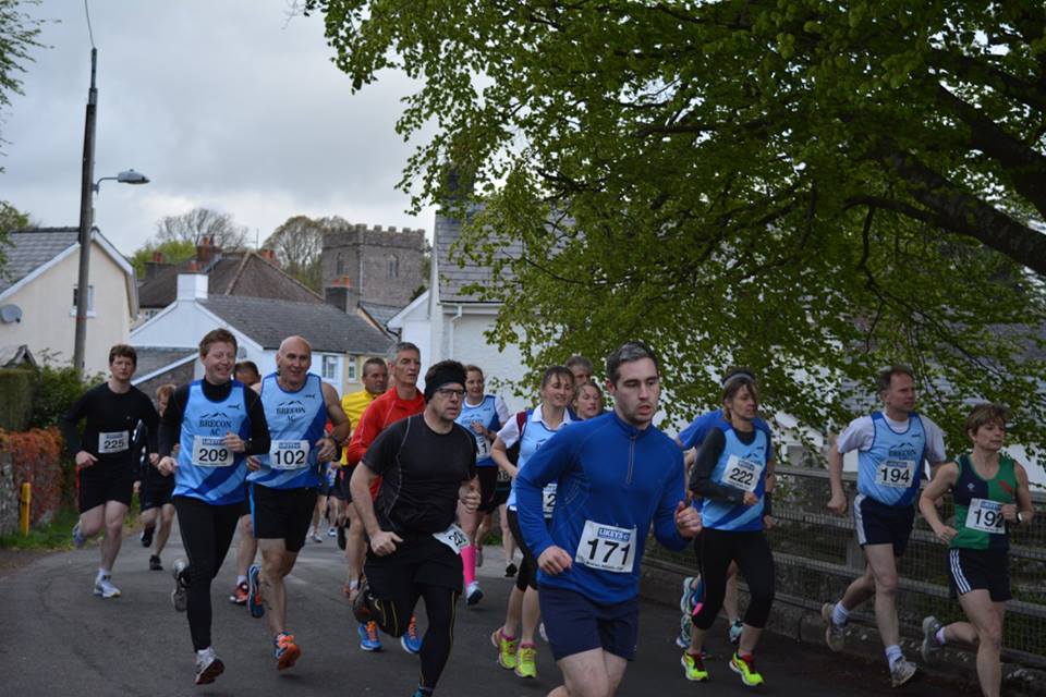 Llanfrynach 3 Mile Race 2015